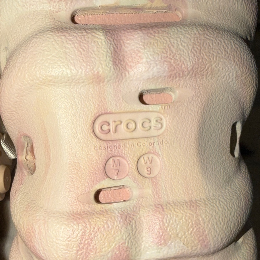 Crocs Echo Pink & Cream Swirl Size 9 Women’s - Picture 4 of 4